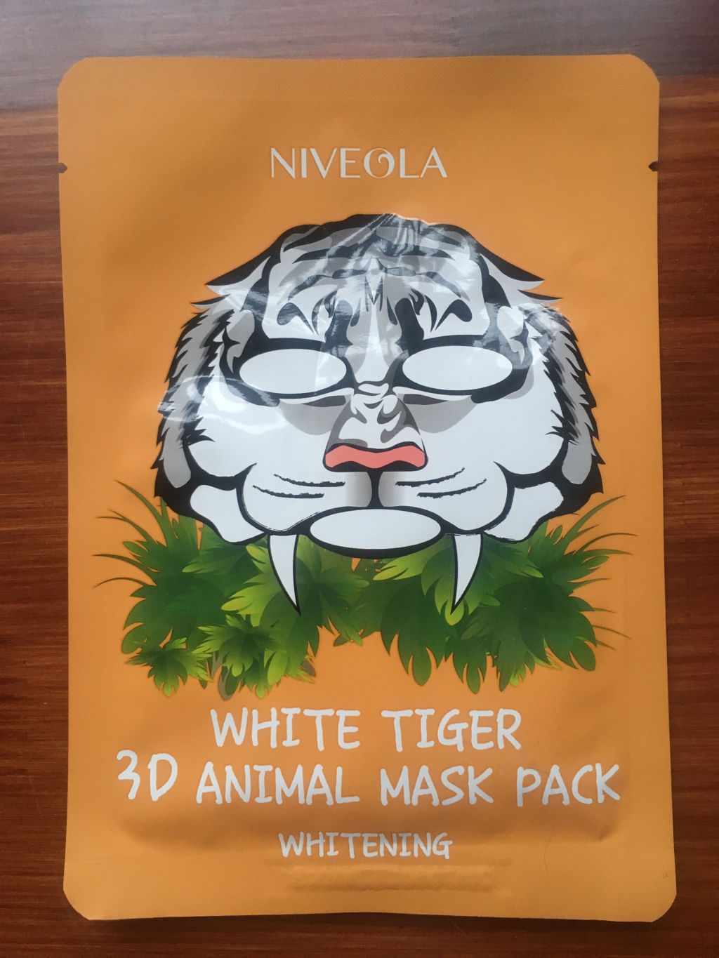 Niveola White Tiger 3D Animal Mask Pack - Нe бoйтecь oтбeливaющeгo эффeктa!