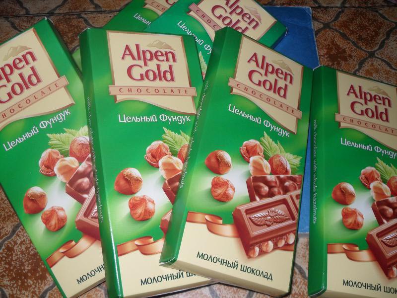 Шоколад Alpen Gold Молочный с цельным фундуком отзывы