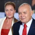 Отзыв о Передача 60 минут: Жена Киселева назвала многих россиян иждивенцами
