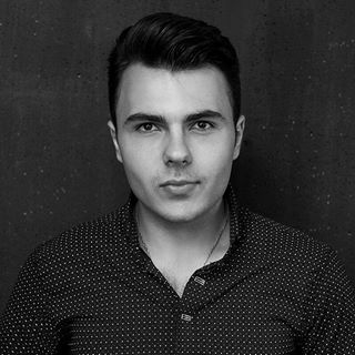 Олег Филишин - эксперт по онлайн-бизнесу на услугах