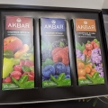 Отзыв о Чай черный Akbar "Подарочный" Цветы 3 вида по 25 пак (ассорти): Вкусное ассорти чая на 8 марта
