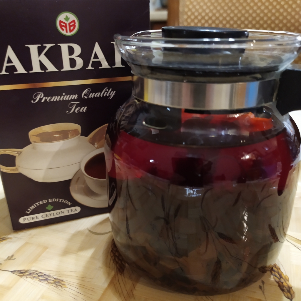 Чай Akbar Limited Edition крупнолистовой - Хороший чай, покупаем его лет пять