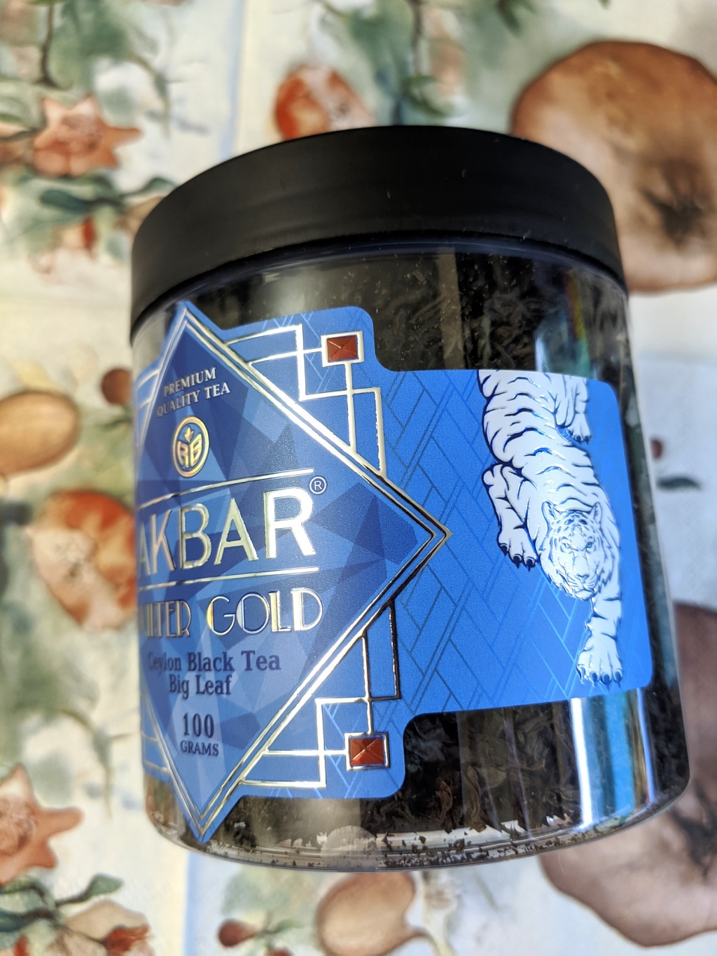 Akbar Winter Gold крупнолистовой черный чай 100 г - Вкусный цейлонский чай от Акбар