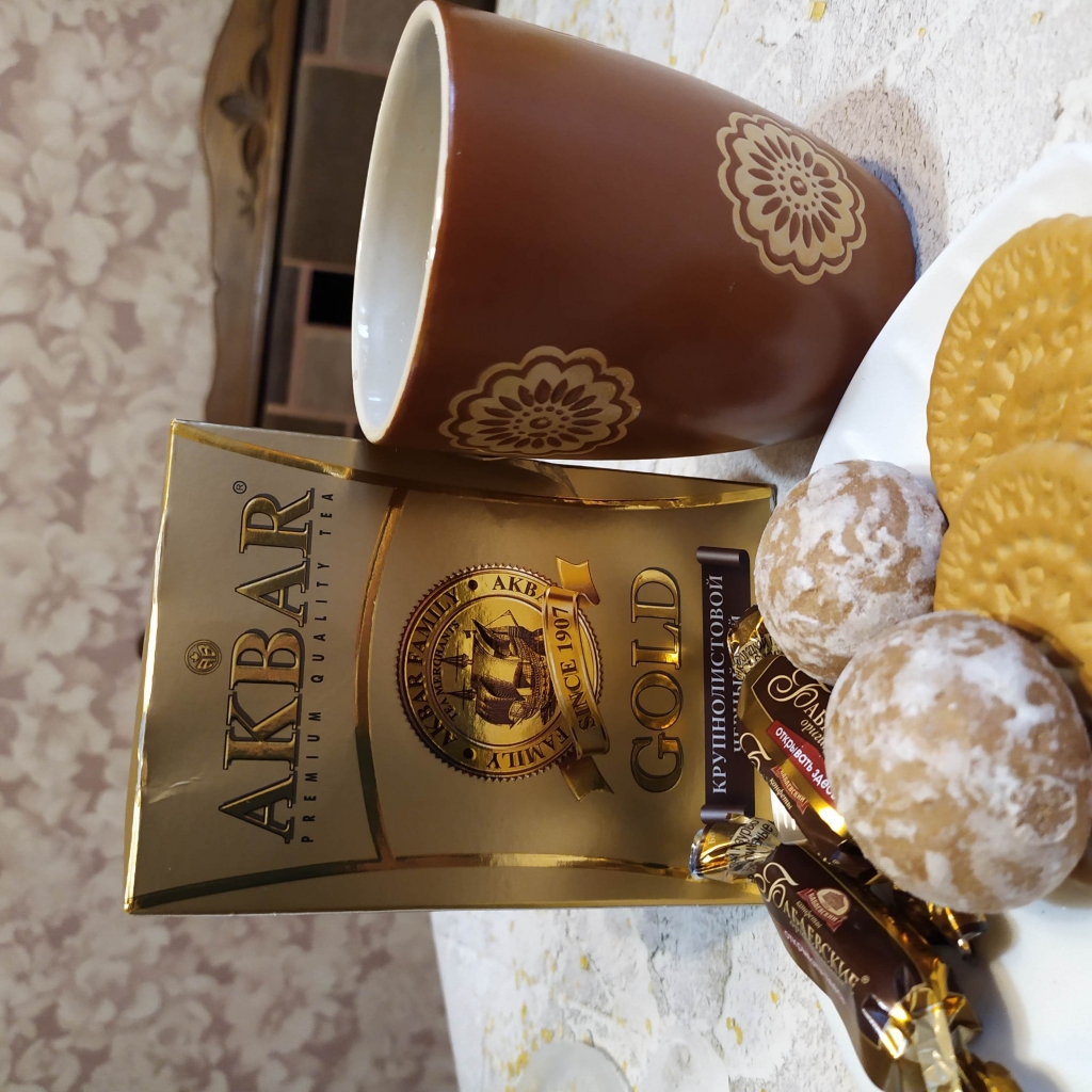 Чай Акбар Голд - Крепкий, ароматный напиток с приятным насыщенным вкусом