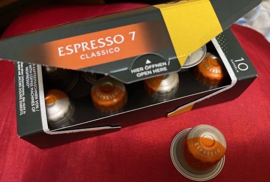Кофе в капсулах Jacobs Espresso #7 Classico - Капсулы у Якобс нормальные, сколько брала,никогда мятыми не попадались