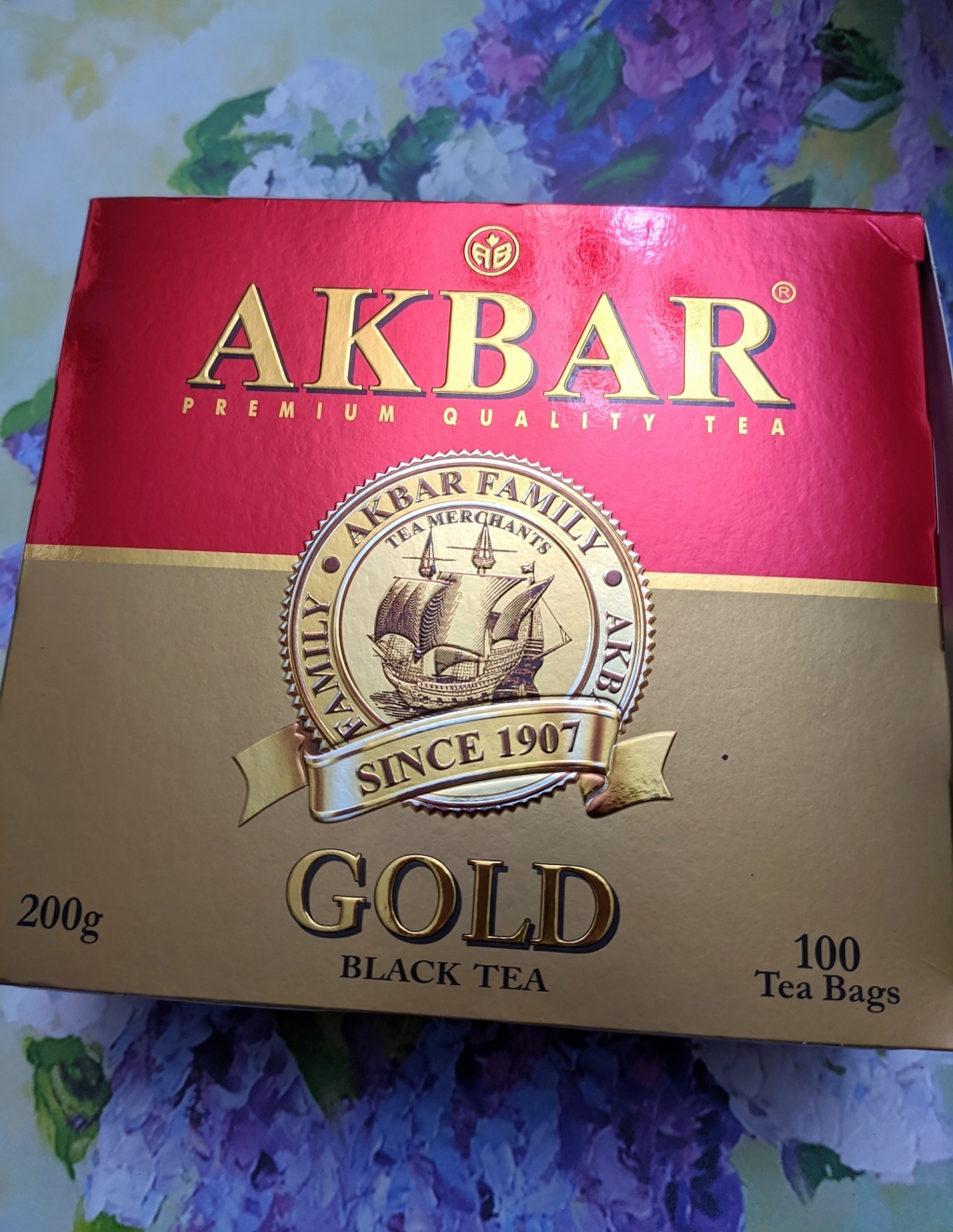 Чай черный Akbar Gold "Красно-золотой", 100 пак - Ароматный чай в пакетиках
