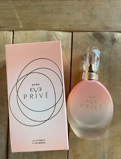 Парфюмерная вода Avon Eve Prive  для нее - Уже не первый раз заказываю парфюм в Эйвон.