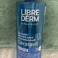 Отзыв о CERAFAVIT успокаивающий гель для душа с защитными свойствами для чувствительной кожи 400 мл.: Гель отлично подойдет для тех у кого дома жесткая вода и сушит кожу.